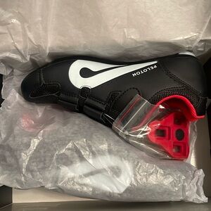 Peloton shoes size 38